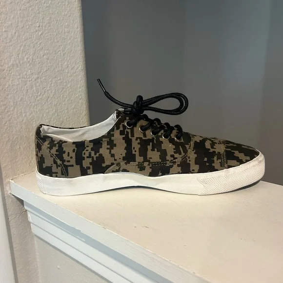 Gram Vz Low Top Shoe Camo Green Black Womens Size 9 Mens 7 EU 40 - Picture 5 of 10